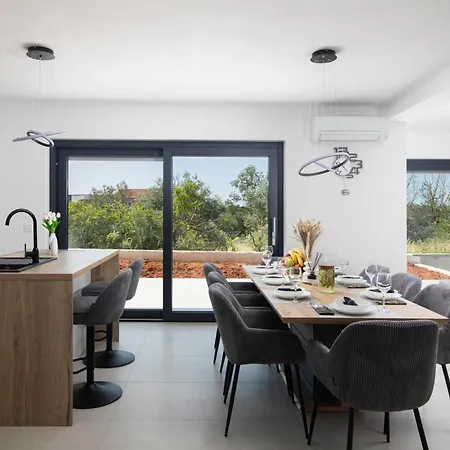 Twins Villa